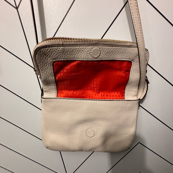 Small Kate Spade Cross Body - Picture 2 of 3